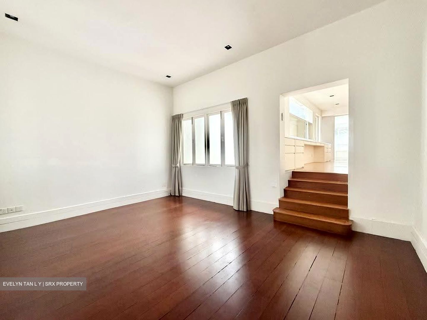 Cairnhill Road (D9), Detached #615980281